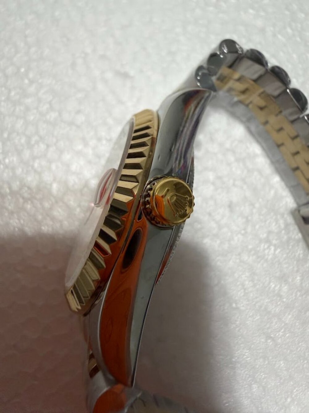Two Tone 36mm Watch Gold Silver Champagne Dial Crystal Hour Markers - Picture 6 of 8